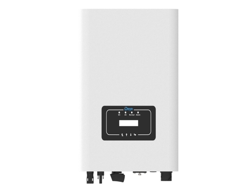Max. 1100V Invoerspanning 3-15KW Deye G06P3 Zonne-omvormer voor zonne-energiesysteem