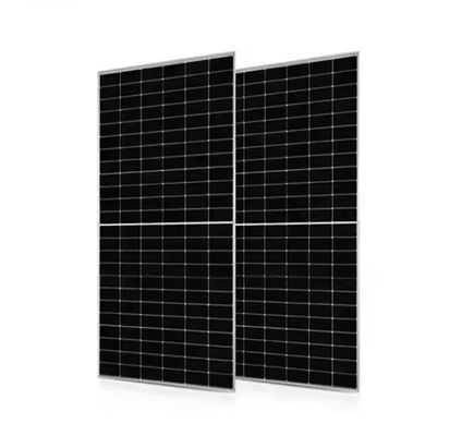 Monokristallijn siliciummodule met tweeledig glas 555W 565W 575W 585W fotovoltaïsch paneel